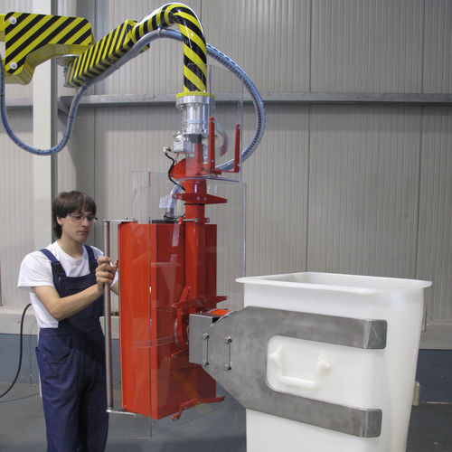 Manipolatore per container - DALMEC - pneumatico / a forcella / per sollevamento