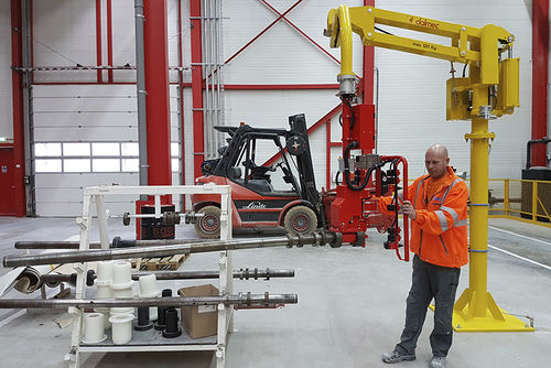 Manipolatore pneumatico - DALMEC - con presa / per movimentazione / per movimentazione di bobine