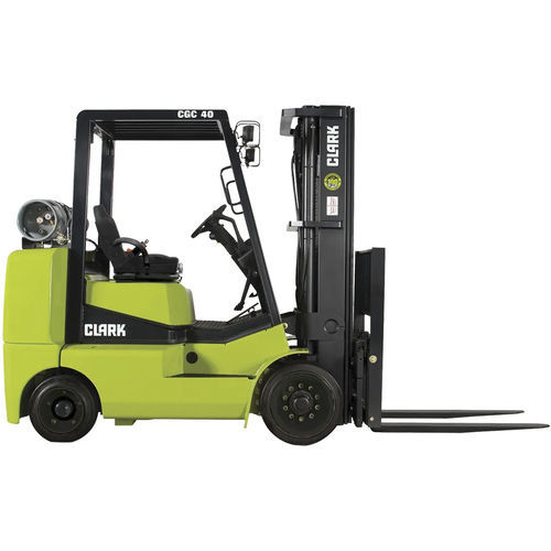 Carrello elevatore a GPL - CGC series - CLARK Material Handling - con conducente seduto / per movimentazione / controbilanciato