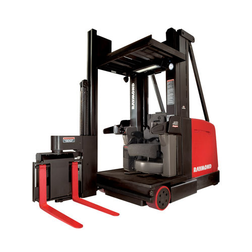 Carrello elevatore retrattile con alimentazione a batteria - 9600 - Raymond - con conducente seduto / per magazzino frigorifero / per pallet
