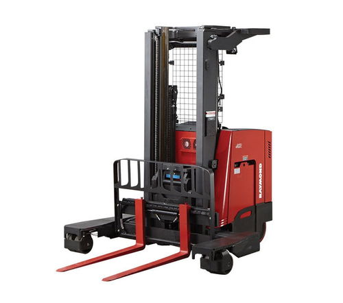 Carrello elevatore retrattile con alimentazione a batteria - 7310 - Raymond - con conducente in piedi / per pallet / per movimentazione