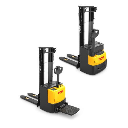 Accatastatore per pallet - SP series - TCM Forklifts - elettrico / con piattaforma per conducente / a timone con guida da terra