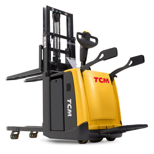 Accatastatore elettrico - SRS - TCM Forklifts - con piattaforma per conducente / 24 V / per magazzino