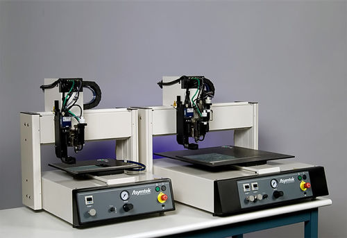 Dosatore per prodotti ad alta viscosità - D-583, D-585  - Nordson ASYMTEK - con pompa a pistone / benchtop / a getto
