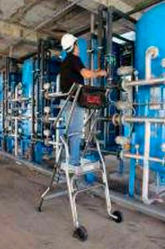 Scala da appoggio in alluminio - L'Echelle Européenne - a piattaforma / di sicurezza