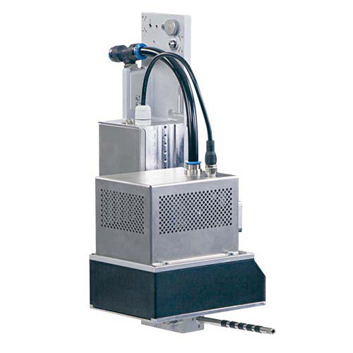 Applicatore di etichette per soffiaggio - 6114 - cab Produkttechnik GmbH & Co KG - automatico / per applicazione sulla parte superiore del prodotto / per applicazione laterale