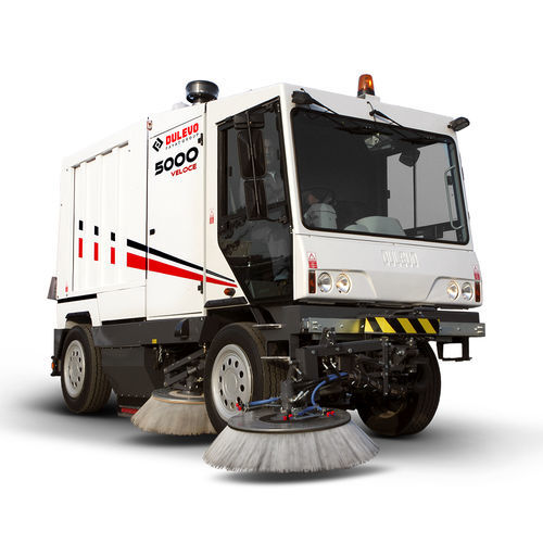 Spazzatrice per strade - Dulevo 5000 Veloce - DULEVO INTERNATIONAL - uomo a bordo / con motore diesel / per polveri