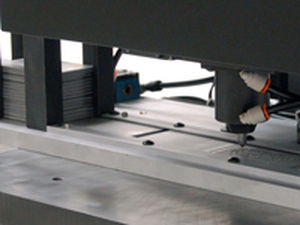 Macchina di marcatura laser - Geo. T. Schmidt - per metallo / da banco / automatica