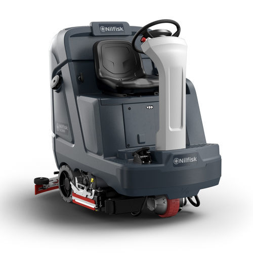 Lavasciuga pavimenti uomo a bordo - SC5000 series - Nilfisk - a batteria / compatta