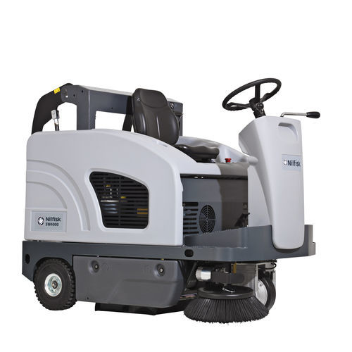 Spazzatrice uomo a bordo - SW4000 series - Nilfisk - a batteria / da esterno / per polveri