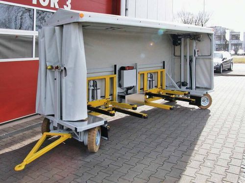 Carrello a motore - JDC - JUNG Hebe- und Transporttechnik GmbH - da trasporto / pneumatico