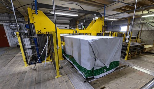 Reggiatrice automatica - LP Z20 - SIGNODE - per asse di legno / per pressa / per nastri in poliestere