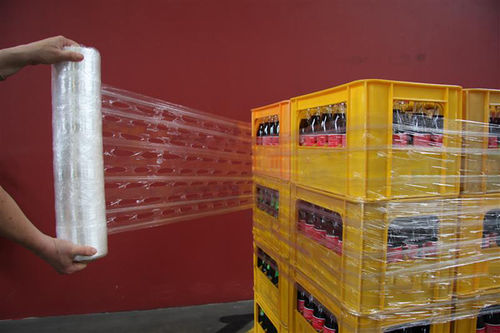 Film estensibile - Climawrap® - SIGNODE - in polietilene / per avvolgitrici / perforato
