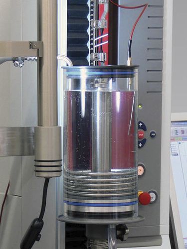Serbatoio riscaldato - ZwickRoell GmbH & Co. KG - per macchina prova materiali / verticale