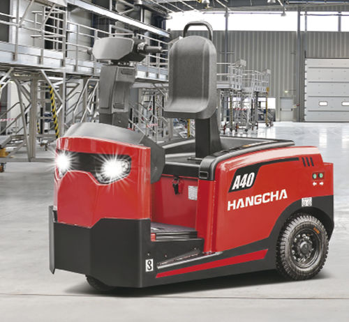 Trattore elettrico - QDD C series - HANGCHA FRANCE - a 3 ruote / con conducente in piedi / per rimorchio