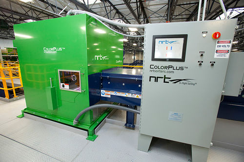 Sistema di smistamento per colori - ColorPlus™ - NRT - NATIONAL RECOVERY TECHNOLOGIES - automatizzato / per bottiglie PET / di processo