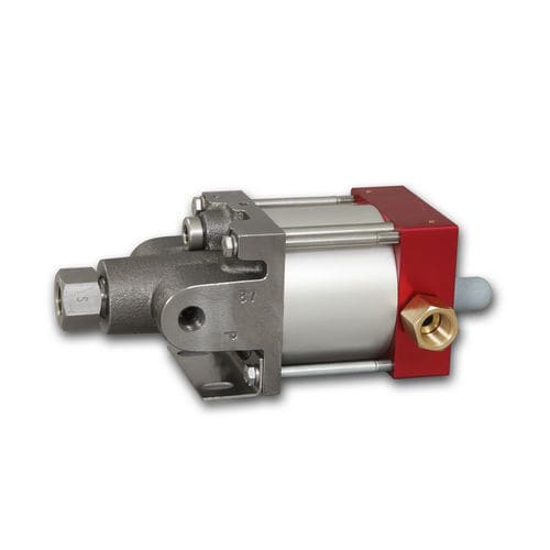 Pompa a pistone - MO12 - Maximator GmbH - ad acqua / azionata ad aria / fissa