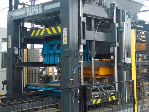 Blocchiera per manufatti in calcestruzzo - COMPACTA ALPHA - prensoland - automatica