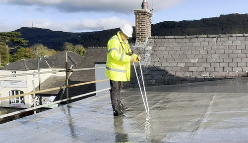 Rilevatore di fughe d'acqua - Wet Roof Pro2 - Buckleys (UVRAL) Limited - portatile / compatto / a vuoto
