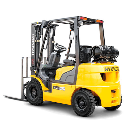 Carrello elevatore a GPL - 7A - HYUNDAI HEAYY INDUSTRIES - con conducente seduto / per interno / per magazzino
