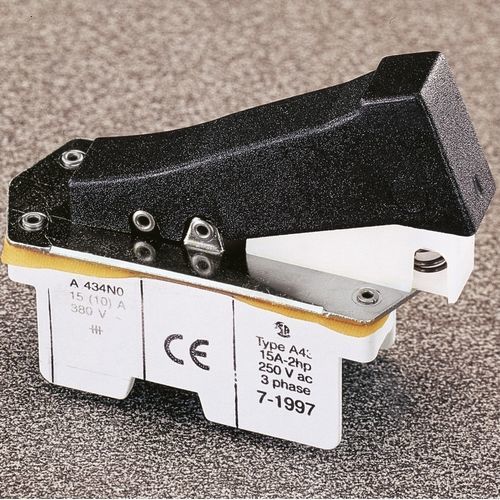 Interruttore per apparecchi elettrici portatili - LLA424N0 - BREMAS BETTER SWITCHES - a leva / 2 poli / industriale