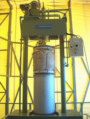 Pressa idraulica - Valvan Baling Systems NV - a compressione / per taniche / a colonna