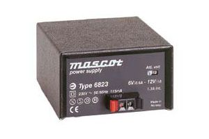 Alimentatore elettrico da tavolo - 12 W, 5 - 12 V | 6823  - Mascot - AC/DC / regolabile