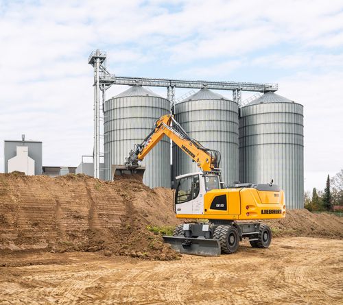 Escavatore intermedio - A 918 - Liebherr Excavators - gommato / Tier 4 intermedia / per cantiere di costruzione