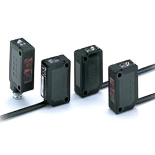 Sensore fotoelettrico a barriera - SA1E  series - IDEC - con soppressione di sfondo / retroriflettente polarizzato / rettangolare