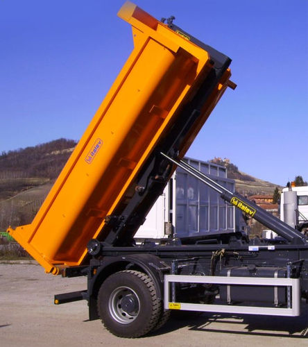 Braccio di sollevamento a uncino per camion - T14 MS series - BOB SISTEMI IDRAULICI SPA - telescopico