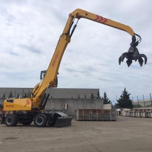 Macchina di movimentazione materiali gommata - T916 - OFFICINA MECCANICA F.LLI TABARELLI SPA - idraulica