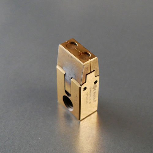 Fustella - Multi-Loc® - BTM Europe Blechverb. GmbH