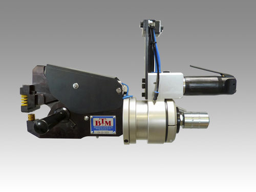 Attrezzo manuale di clinciatura - CCU 4-50 - BTM Europe Blechverb. GmbH