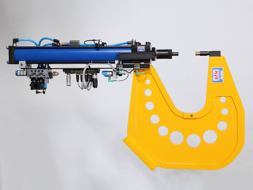 Clinciatura per il settore dell'edilizia - BTM Europe Blechverb. GmbH - per grandi serie