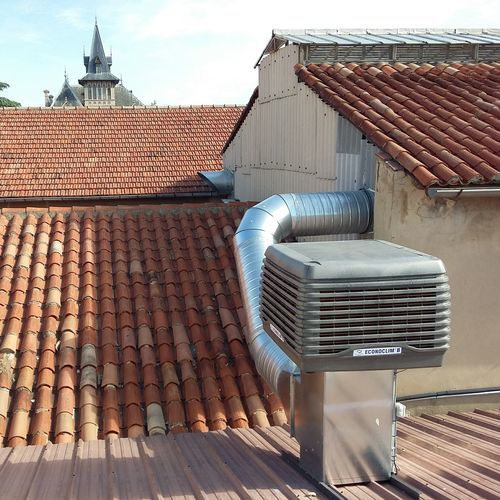 Refrigeratore adiabatico ad evaporazione fisso - ECONOCLIM® B / C - NEU-JKF - per l'industria automobilistica / industriale / di produzione