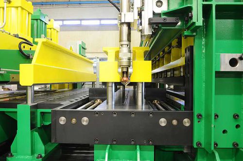 Macchina saldatrice laser - CISAM IMPIANTI s.r.l. Press Feeding Equipment - automatica / per acciaio / a testa mobile
