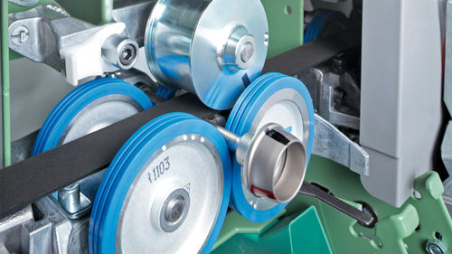 Cinghia piatta - Forbo Siegling GmbH - in gomma / ad uso industriale / a frizione