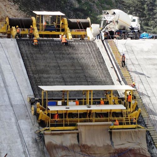 Finitrice per calcestruzzo - Titan Makina Ltd. Sti. - gommata / per costruzioni