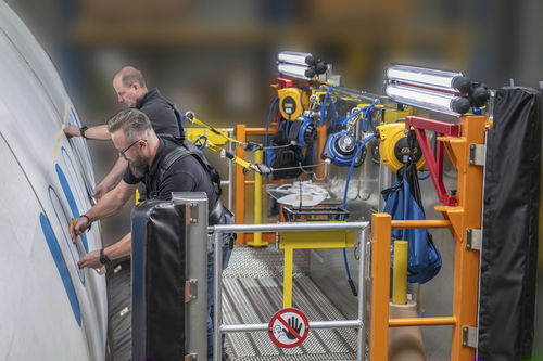 Piattaforma di lavoro aerea fissa - CTI Systems S.à r.l. - per l'aeronautica