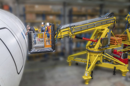 Piattaforma telescopica fissa - CTI Systems S.à r.l. - per applicazioni industriali / per l'aeronautica