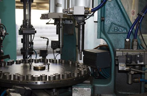 Rettifica cilindrica - MOLLE INDUSTRIALI CONTE S.R.L. - di metallo / per applicazioni automotive / per l'aeronautica