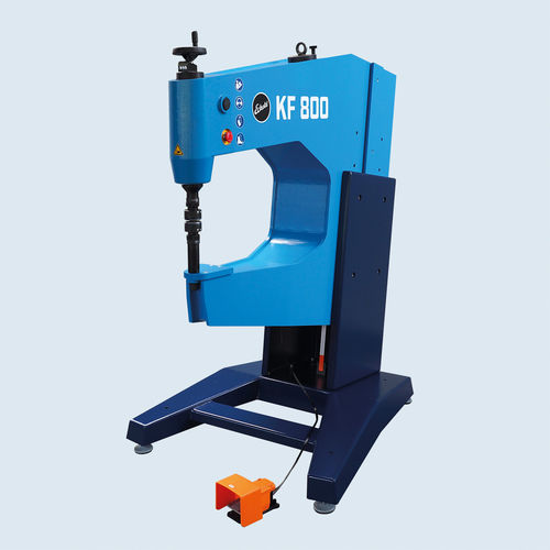 Formatrice per lamiere - KF 800 - ECKOLD technics GmbH & Co. KG - di acciaio / a pedale / servocomandata