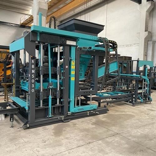 Blocchiera per manufatti in calcestruzzo - BS-20 - CONSTMACH Concrete Plants & Crushers - automatica / manuale