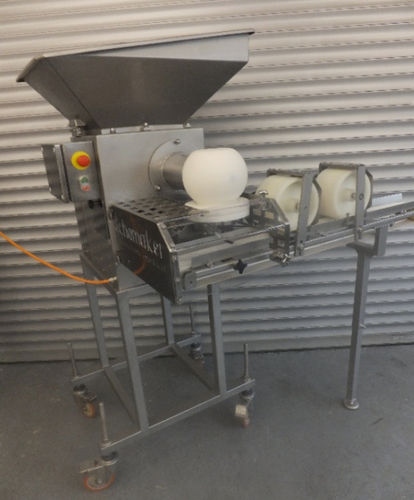Porzionatrice per carne - TVM 002 - Schomaker Convenience Technik GmbH - automatica