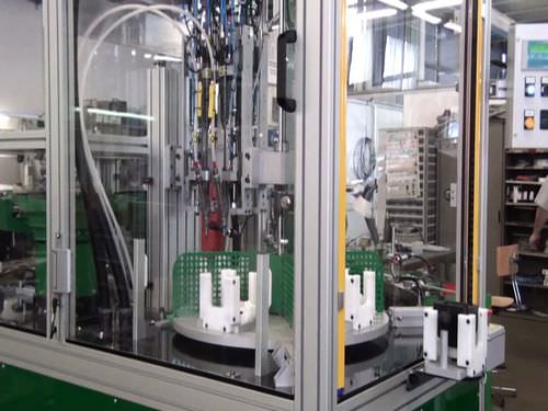 Macchina di assemblaggio automatica - FIAM - per applicazioni automobilistiche / a tavola rotante