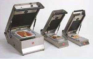 Termosigillatrice di vaschette lineare - Koneteollisuus Oy - manuale / per l'industria agroalimentare / compatta
