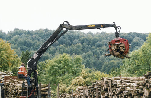 Gru forestale con braccio articolato - 1620Z series - Hiab - su autotelaio