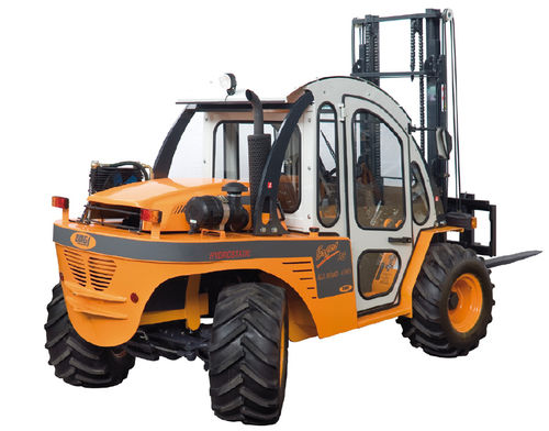 Carrello elevatore con motore a combustione - ERGOS ALL ROAD 25 - OMG S.p.A. - con conducente seduto / per movimentazione / controbilanciato