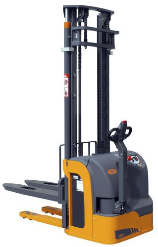 Accatastatore elettrico - 720 K ac - OMG S.p.A. - a timone con guida da terra / per pallet / per applicazioni industriali