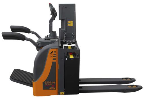 Transpallet elettrico - 320 P5 ac - 325 P5 ac - OMG S.p.A. - a piattaforma / stretto / multifunzione